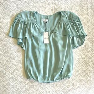 NWT Current Air capes sleeve bubble hem‎ blouse